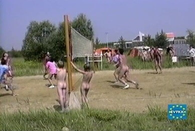 EVFKK - Miss Volleyball - Nudism and naturism are a path to self-acceptance