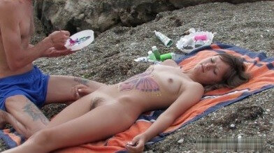 Naked body art on the beach Full HD video - Naturism and nudism value openness and sincerity