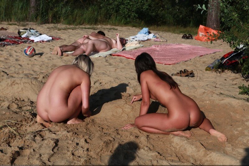 Creekside activity Big Photo gallery - A nudist promotes tolerance and respect for others
