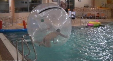 Indoor Water Runners # 2 - Naturists love movement and activity