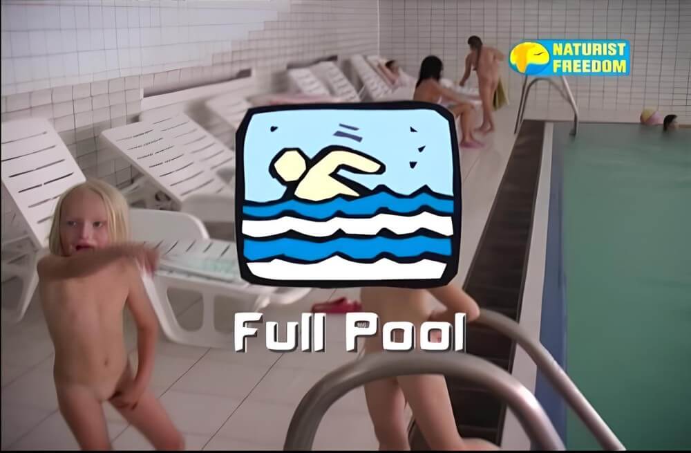 Naturist Freedom: Full Pool - Nudism contributes to the strengthening of psychological health