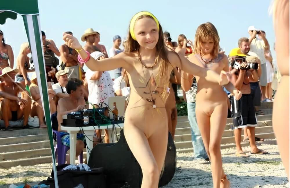 Nudist beauty contest photos - Nudism and naturism as a philosophy of life based on respect and acceptance