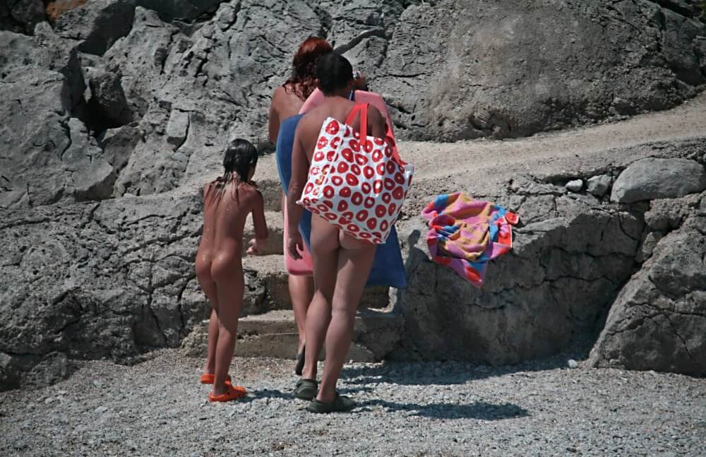 Calling To Go Home pics - Simplicity is an important part of naturists lives
