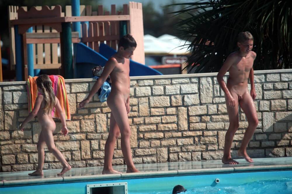 Naturist Pool Assortment photos - Living freely and naturally is the dream of naturists
