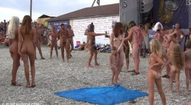 Cool Day At The Beach Full HD video - Activities conducted in a state of complete nudity