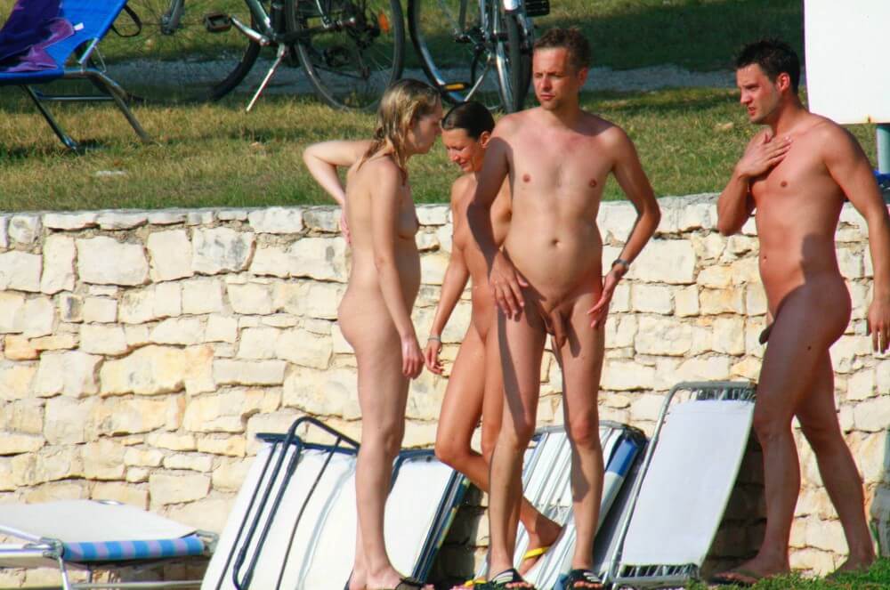 Ula FKK Couples Profile pics - Naturism teaches respect for the natural world and for others