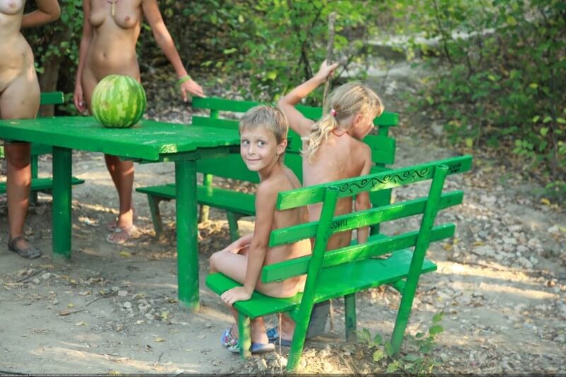 Naturists green picnic photos - The idea of personal freedom and self-acceptance is important in our nudist community