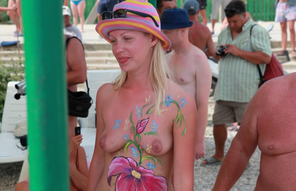 Neptune Grandpa Masters pics - Naturists live in harmony and tranquility