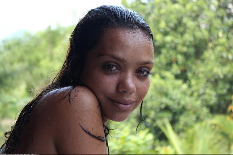 Tropical activities 1-25 gallery - Mutual respect is an important part of the naturist community