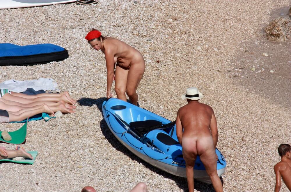 Get In Waters for Boating pics - Living freely and naturally is the dream of naturists