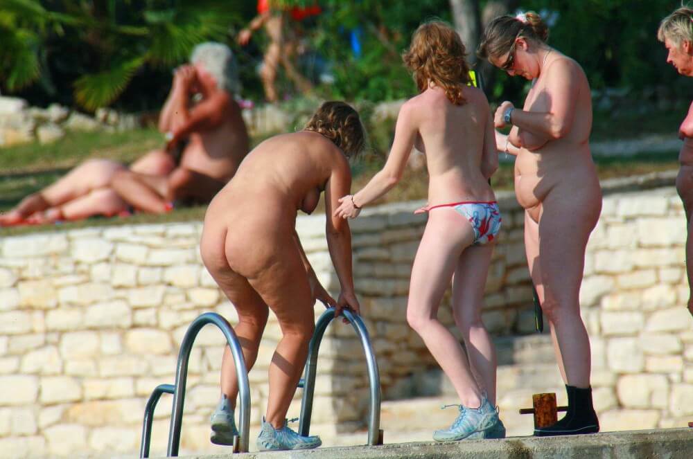 Ula FKK Exploration Family pics - Nudity is seen as a natural part of life among nudists