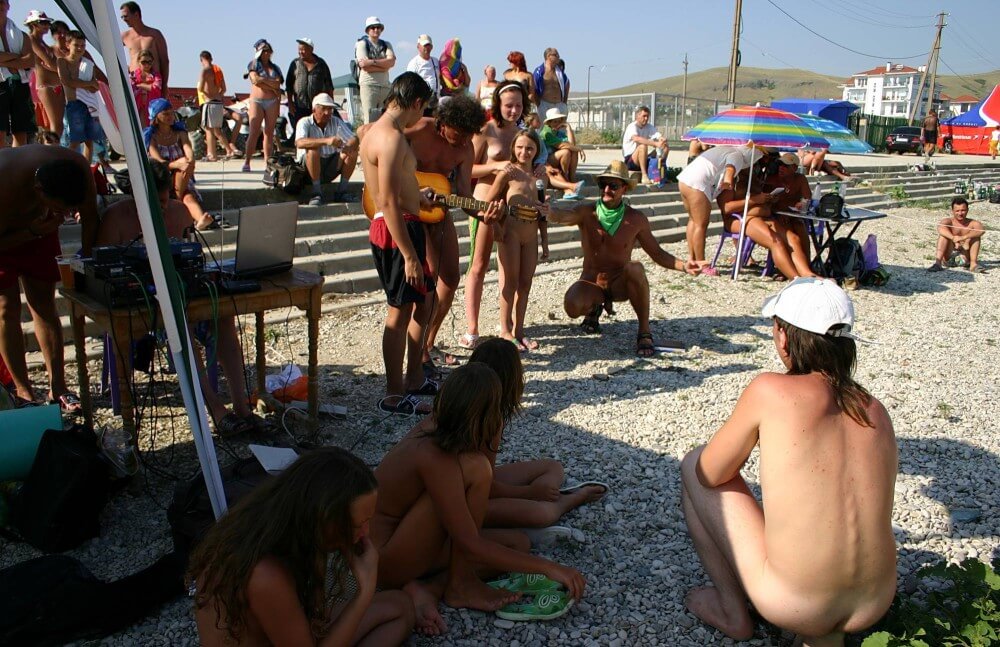 Nude Party By The Steps pics - Naturalness and freedom are the core principles of naturism and nudism