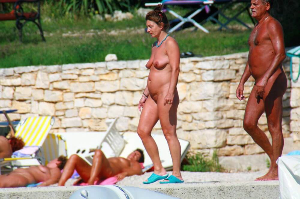 Ula FKK Wall-Side Passby photos - Sincerity and openness are the foundation of the nudist and naturist lifestyle