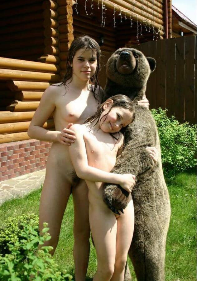 Naturism photo gallery # 57 - Nudism is part of life