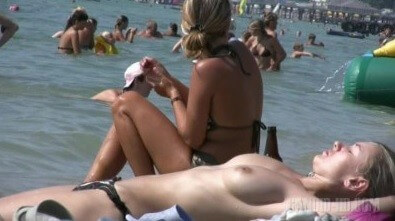 Sun Worshippers 1 - The Lifestyle of Naturism Supporters