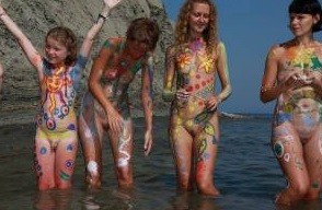 A Mediterranean Crag photos - Nudity in naturism is not usually an end in itself