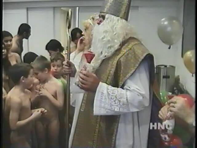 Helios Natura: Grandmas Christmas Party - Happiness is achieved through embracing naturism