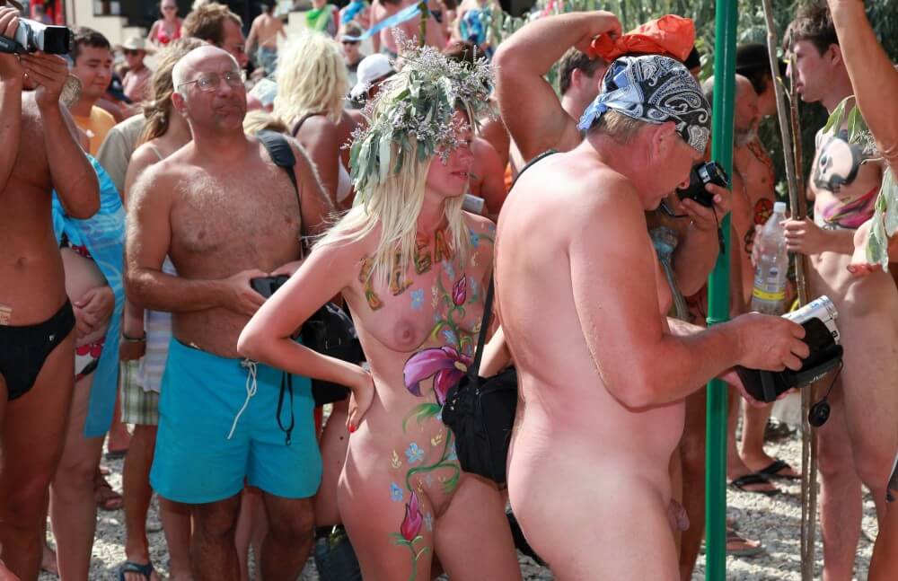 Neptune Painting Couple pics - Naturism as a Way to Connect with Nature