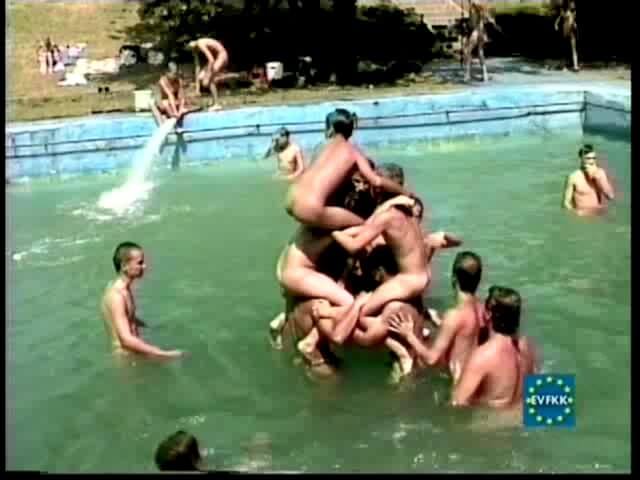Helios Natura: Athletes of the Sun Eurovid - Where nudism is commonplace